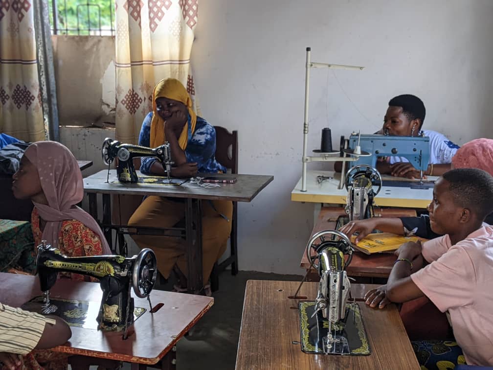 iNCOME GENERATING GROUP